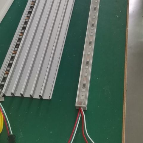 60Led 20pixels WS2811Â  Digital LED Strip 12V mounted inside the aluminium profile