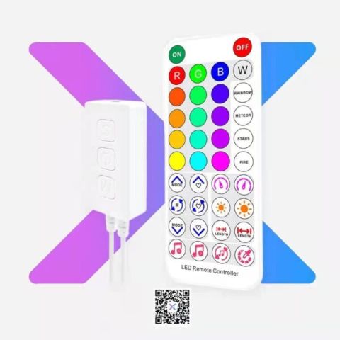 SP611EÂ  Bluetooth digital Dual SignalÂ  Output Pixel LED Controller with 38key remote control and button control